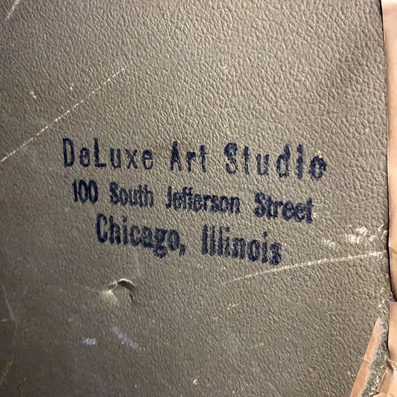 Antique convex bubble glass frame gold and silver tone with portrait of a woman - Picture 9 of 14